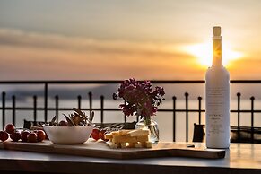 Rodon Luxury Villas Eos