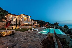 Rodon Luxury Villas Eos