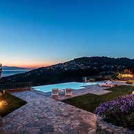 Rodon Luxury Villas Eos