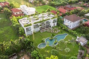 Enjoy Boutique Hotel & Restaurat