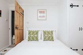 The Poppies - From 150 Per Night