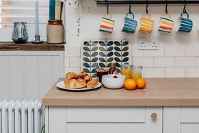 The Poppies - From 150 Per Night