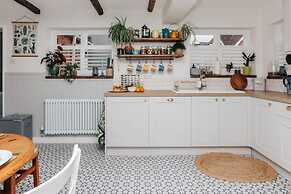 The Poppies - From 150 Per Night