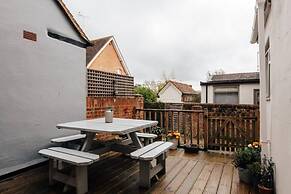 The Poppies - From 150 Per Night