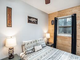 The Elk Meadow Cozy Cabin