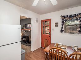 The Elk Meadow Cozy Cabin