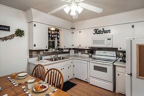 The Elk Meadow Cozy Cabin