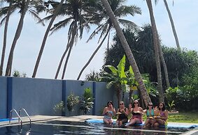 Dhammika Beach Palace