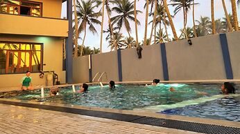 Dhammika Beach Palace