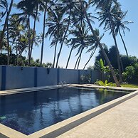 Dhammika Beach Palace