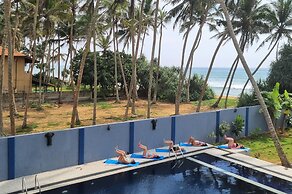 Dhammika Beach Palace