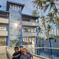 Dhammika Beach Palace