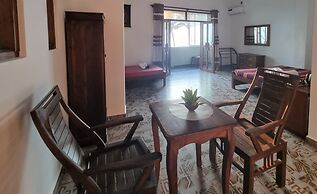 Dhammika Beach Palace