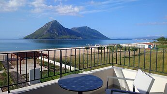 Costa Ionica Mytikas Seaside Hotel