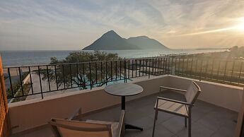 Costa Ionica Mytikas Seaside Hotel