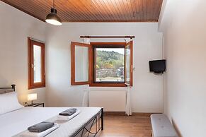 Galani Vacation House