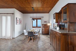 Galani Vacation House