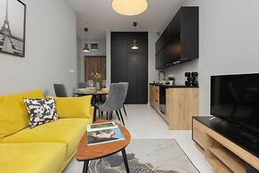 Borsucza Modern Apartment by Renters