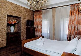 Royal Antique Boutique Hotel