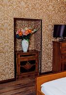 Royal Antique Boutique Hotel