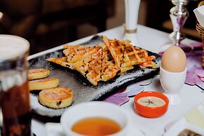 Royal Antique Boutique Hotel