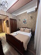 Royal Antique Boutique Hotel