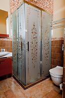 Royal Antique Boutique Hotel