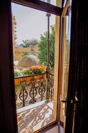 Royal Antique Boutique Hotel