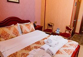 Royal Antique Boutique Hotel