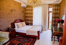 Royal Antique Boutique Hotel