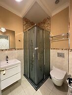 Royal Antique Boutique Hotel