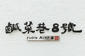 pickle alley 8
