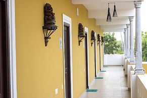 Poppys Olive De Villa