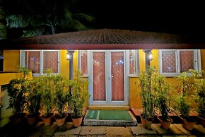 Poppys Olive De Villa