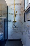 Luxury Hedone Apartment with Private SPA Zone