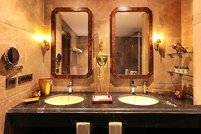 Hotel Hukam's Lalit Mahal