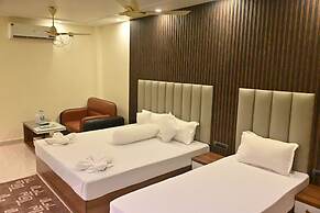 Moon Star Beach Resort