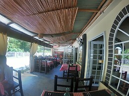 Puerto Galera Boutique Resort