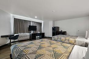 Studio 6 Suites Escondido, CA