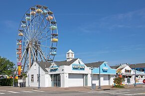 The Colony Virginia Beach by TripForth