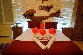 Moonlight  Of Cappadocia