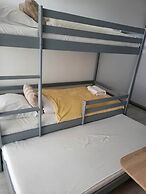 Pet-friendly Spadochroniarzy by Renters