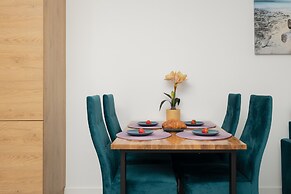 Pet-friendly Spadochroniarzy by Renters