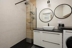 Pet-friendly Spadochroniarzy by Renters