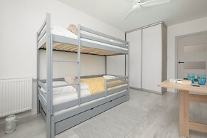 Pet-friendly Spadochroniarzy by Renters