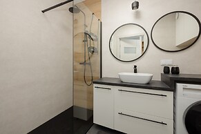 Pet-friendly Spadochroniarzy by Renters