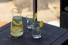 Pet-friendly Spadochroniarzy by Renters