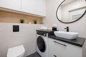 Pet-friendly Spadochroniarzy by Renters