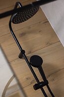 Pet-friendly Spadochroniarzy by Renters