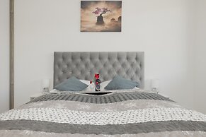 Pet-friendly Spadochroniarzy by Renters